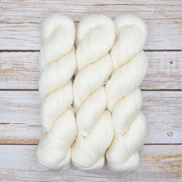 Estelle Blank 4ply Yarn for Dyeing