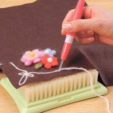 Clover Needle Felting Tools & Needle Refills