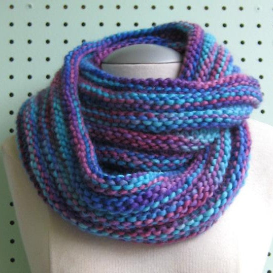 Long Mobius Cowl Pattern FREE